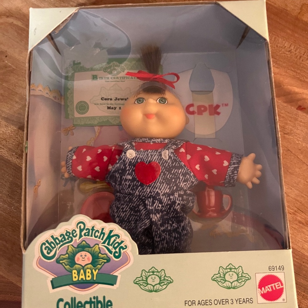 1995 Collectible Cabbage Patch Doll Cora Jewel